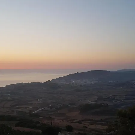Bed & Breakfast Ic Cens Ta' Kola