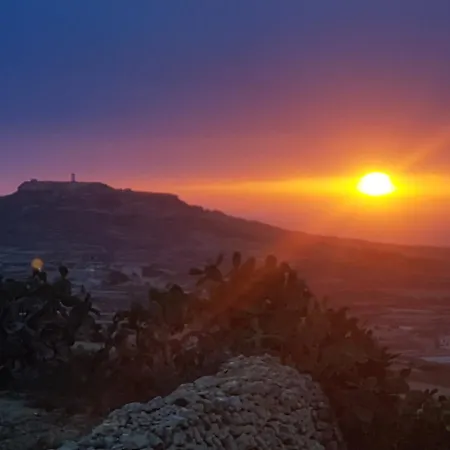 Ic Cens Ta' Kola فندق مبيت وإفطار